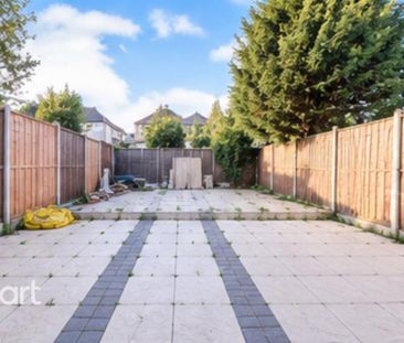 3 bedroom terraced house to rent - Photo 6