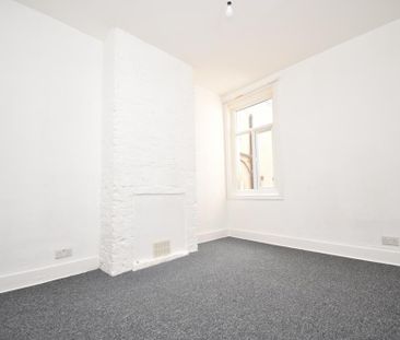 4 bedroom terraced house to rent - Photo 1