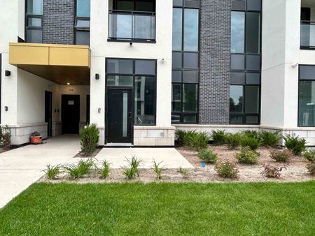 For Lease - 3020 Trailside Drive Unit# 125, Oakville, Ontario - Photo 3