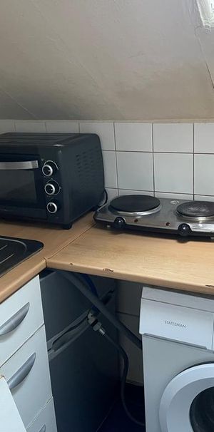 Studio to rent - Photo 1