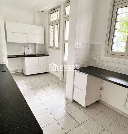 Appartement • Saint James-Général Koenig - Photo 3