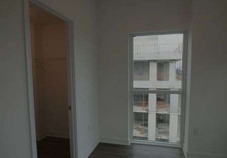 For Lease - 25 Neighbourhood Lane Unit# 1011, Toronto, Ontario - Photo 5