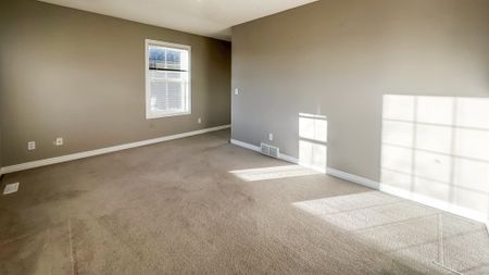 3 Bed Family Home For Rent In Evanston. - Photo 3