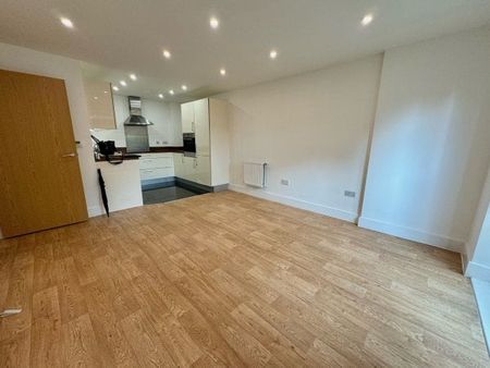 Ardent House, Centenary Quay, Woolston - Photo 4