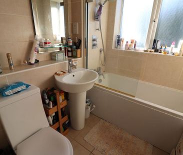 2 bedroom terraced house to rent - Photo 6