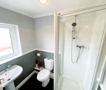 3 bedroom semi-detached house to rent - Photo 6