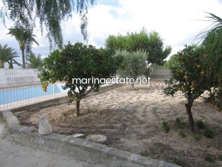 Villa in San Fulgencio, La Marina - Oasis, for rent - Photo 4