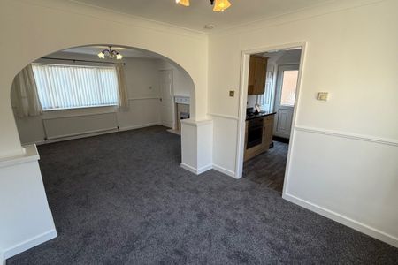 Rainborough Road - Photo 3