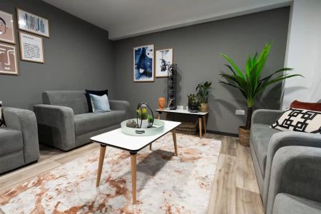 Deluxe Plus Ensuite - Photo 5