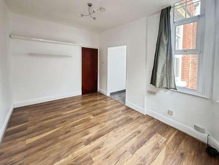 High Street, Great Lever, Bolton, BL3 - Photo 3