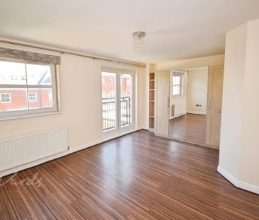 4 bedroom terraced house to rent - Photo 2