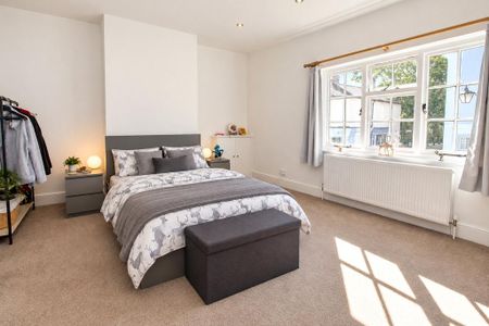 2 bedroom maisonette to rent - Photo 5
