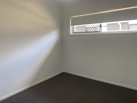 Perfectly Positioned Brand New Family Home looking for long tenants to enjoy! - Photo 5