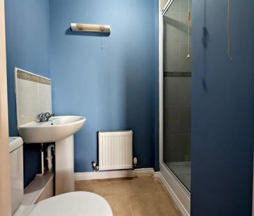 3 bedroom terraced house to rent - Photo 6