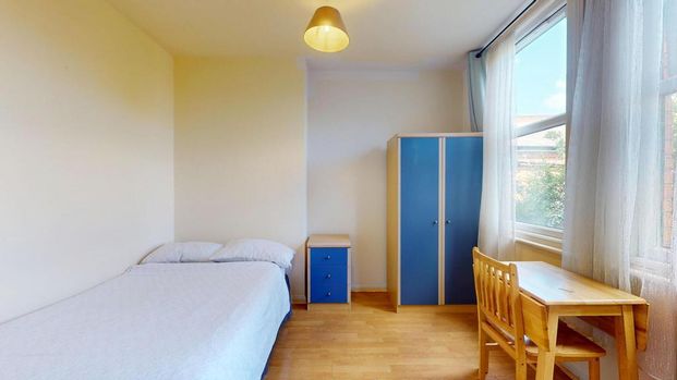 Flat share to rent - Photo 1