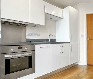 1 bedroom property to rent - Photo 6