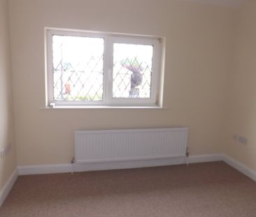 3 bedroom house to rent - Photo 2