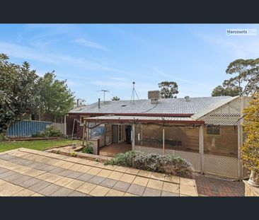 25 Shamrock Road, Hallett Cove, SA 5158 - Photo 4
