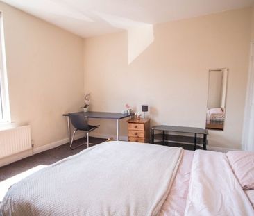 3 bedroom house share to rent - Photo 4