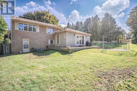 For Lease - 14 Strathroy Crescent, Markham, Ontario - Photo 4