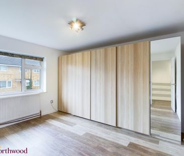 3 bedroom terraced house to rent - Photo 4