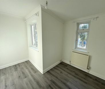 4 bedroom house to rent - Photo 3