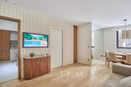 Appartement à louer à Paris 8Ème - Photo 3