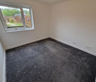 2 bedroom ground floor flat to rent - Photo 6