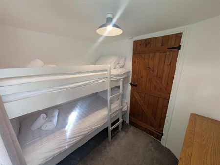 2 bedroom barn conversion to rent - Photo 4