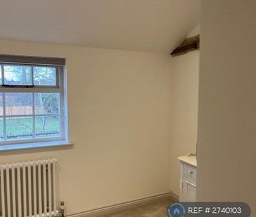 2 bedroom end of terrace house to rent - Photo 4