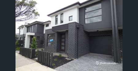 Modern Townhouse in Heart of Carnegie - Photo 4