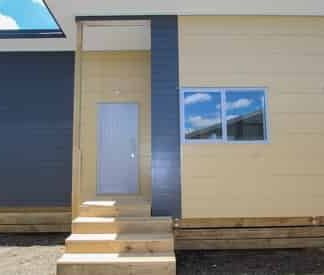 Low maintenance home, ready to make it your own! - Photo 3