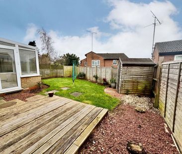 2 bedroom semi-detached house to rent - Photo 4