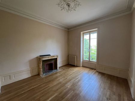 Location Appartement 6 pièces 150m² - Photo 5