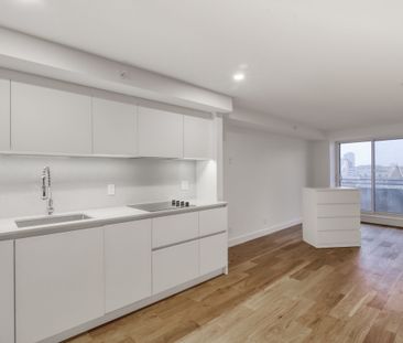 3460 Peel Street - Photo 4