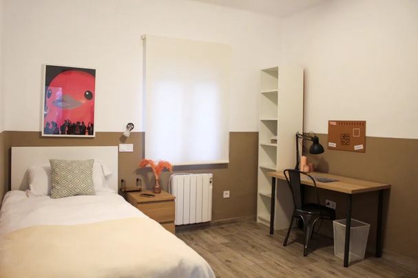 Calle Daoíz, Getafe, Community of Madrid 28903 - Photo 1