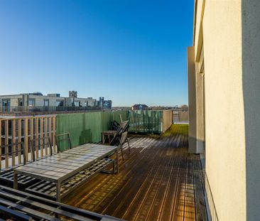 Penthouse, Medallion House, Joseph Terry Grove, York, YO23 1FL - Photo 2