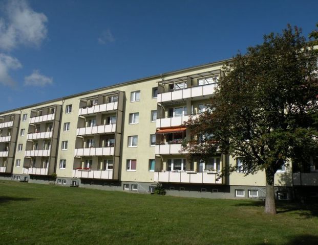Für Berufsanfänger der Start ins eigene Zuhause ! Erstbezug nach Wohnungsmodernisierung - Foto 1