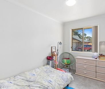 Open Plan Living with Private Courtyard - Photo 4