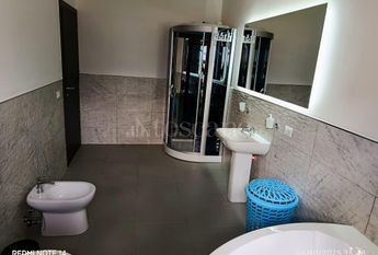 Casa a Palermo in Corso Pisani