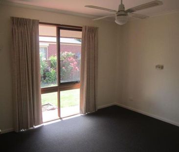 QUIET COURT LOCATION - Photo 4