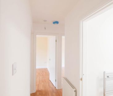 2 bedroom flat to rent - Photo 6