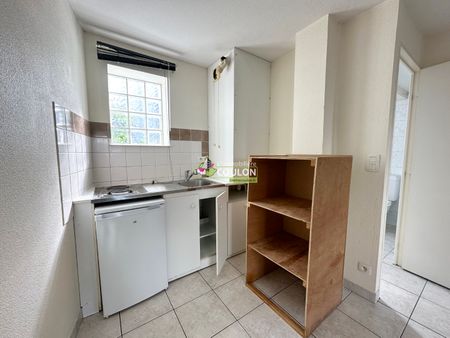 Location Appartement 1 pièce 23m² - Photo 2