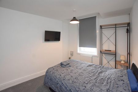 1 bed Studio for Rent - Photo 3