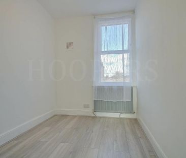 4 bedroom terraced house to rent - Photo 6