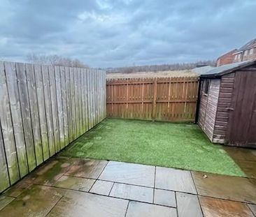 3 bedroom terraced house to rent - Photo 6