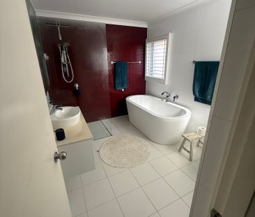 Merewether - Photo 5
