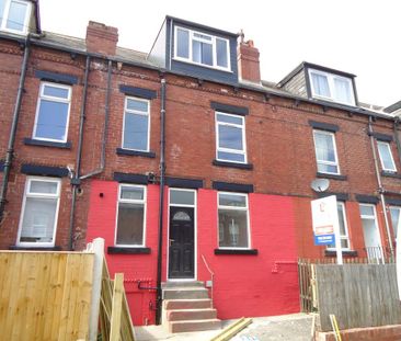 3 bedroom terraced house to rent - Photo 5