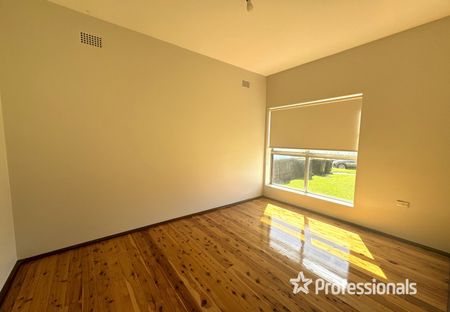 1/8 Christie Street, Liverpool NSW 2170 - Photo 2