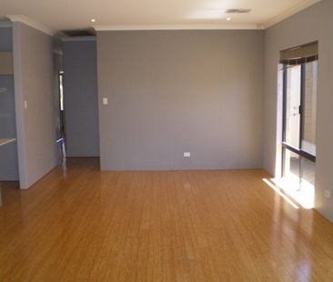 Perfect Location and in Harrisdale High School Catchment - Photo 4